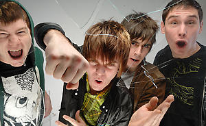 07320_115323_EnterShikari_L200307.jpg