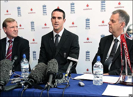 Hugh Morris, Kevin Pietersen, Geoff Miller