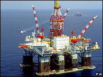 تاسیسات نفتی