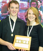 Tom a Joanne o Goleg Castell Nedd - cyntaf - Deuawd Piano 