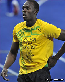Bolt wears his Berlino teeshirt