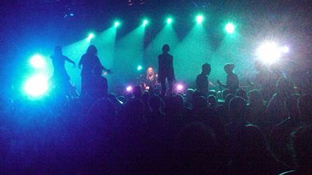 New Model Army crowd build impressive human pyramids