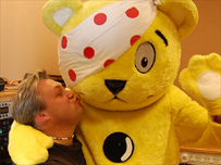 David White meets Pudsey Bear