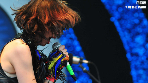Yeah Yeah Yeahs at T in the Park 2009