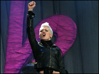 Pink at V 2007