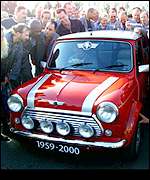 Loučení s posledním Mini v říjnu 2000