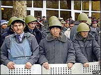 Kırgız polisi