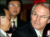 Christopher Hill, chefe da equipe de negociadores americanos que discutem o programa nuclear e militar norte-coreano com outros cinco países