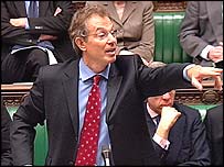 Blair na jednání o Huttonově zprávě