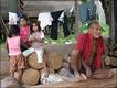 Niños y viejo de la comunidad yagua en Santa Úrsula. Foto: Javier Lizarzaburu