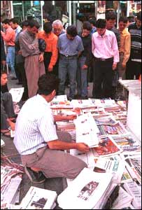 در دوران اصلاحات توجه مردم به روزنامه ها گسترش يافت