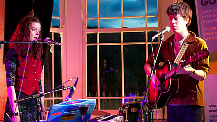 Trwbador performing at Y Dolydd, Llanrwst, 12 May 2011