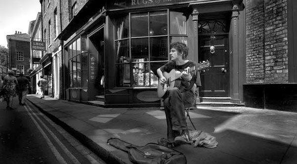 Mark Wynn - portrait by John Illingworth - with thanks to https://oneandother.com