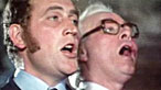 Cantorion Ingli yn canu'r Plygain yn Eglwys y Plwyf, Trefdraeth