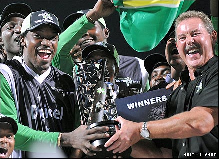 Sir Allen Stanford celebrates with the Stanford Superstars