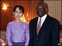 A líder da oposição Aung San Suu Kyi