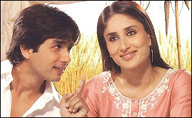 Shaid Kapur and Kareena Kapoor 
