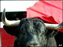 Miliband's red rag in Bruges
