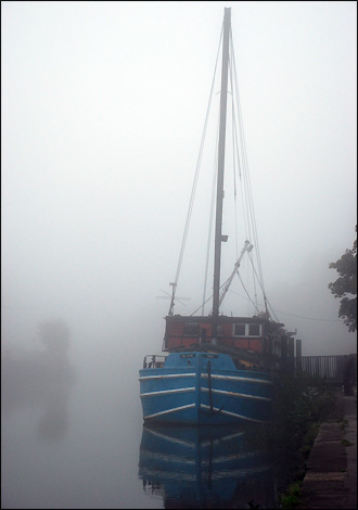 Early morning mist on the River Trent near Newark. Photo by Debbie Davies