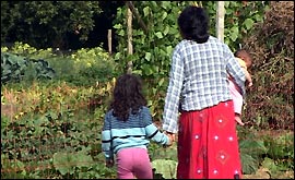 Jyoti Fernandez and her family