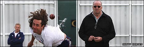 Ryan Sidebottom is watched by Darrell Hair in the Lord's nets