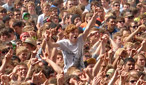 Reading Saturday's Crowd