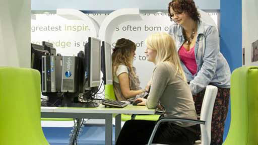 英国12所大学推出免费在线课程