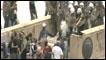 Confronto em Atenas