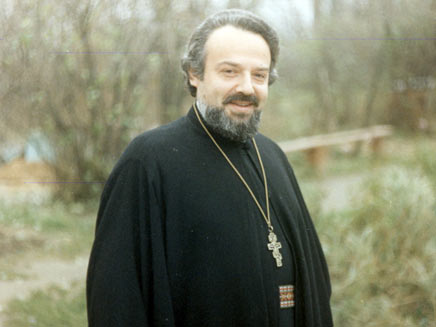 Father Alexander Men, middle-aged, in the outfit of a Russian Orthodox priest