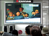 Sul-coreanos assistem ao teste nuclear transmitido pela TV coreana