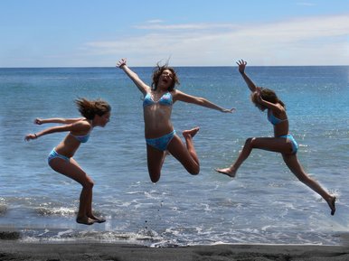 Illusion at the beach