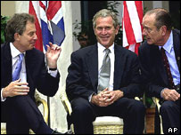 Tony Blair, George W. Bush e Jacques Chirac