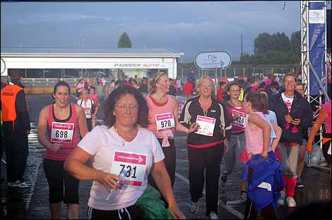 Donington Race for Life: The finish