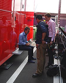 Eddie Jordan, Jake Humphrey and Ted Kravitz prepare to go on our for the Italian Grand Prix