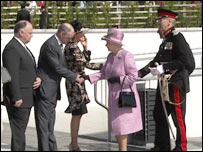 The Queen meets dignitaries in Banbridge