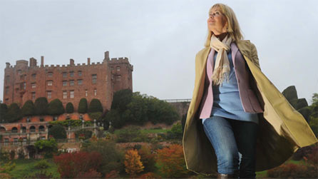 Sian Lloyd at Powis Castle by Richard Williams