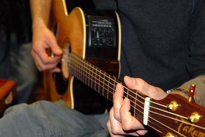 Friday 22 Feb 2008 - Swami Live Acoustic Session