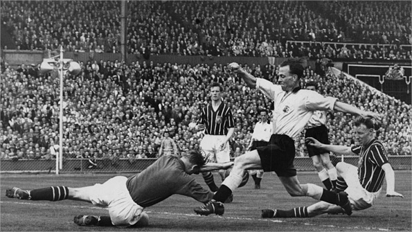 Bert Trautmann broke his neck diving at the feet of Birmingham forward Peter Murphy