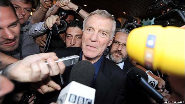 Max Mosley chats to the press after the meeting with the Formula One Teams Association in Monaco