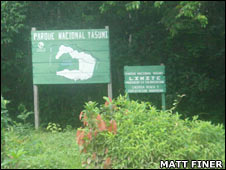 Notice_board_in_Yasuni_reserve