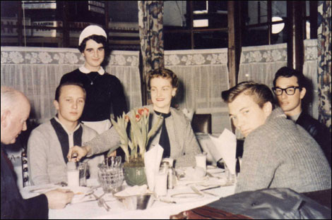 Buddy and The Crickets in the Old George Hotel in Salisbury