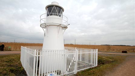 newport_lighthouse.jpg