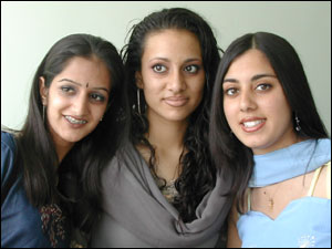 Roopa, Pooja and Henna