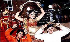 The dandyia raas dance