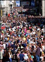Crowds in Water St.