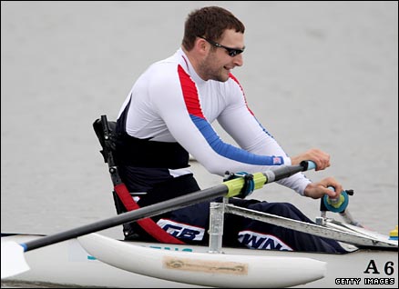Rower Tom Aggar in action