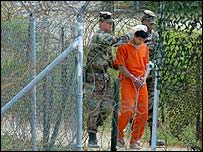 Guantanamo üssünde tutulan bir mahkum