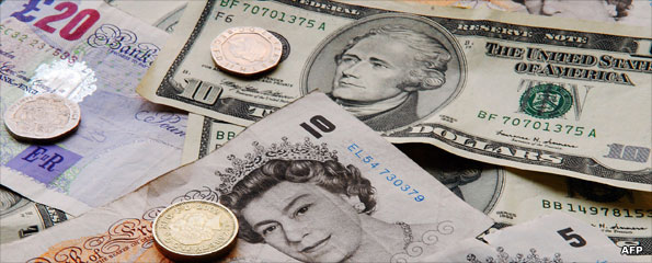 Sterling pound and US dollar notes
