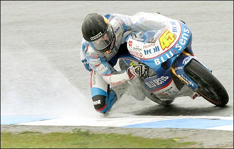 Scott Redding racing in Melbourne in October 2008 (Courtesy of Getty Images)