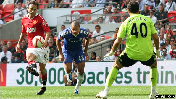 berbatov595_getty.jpg